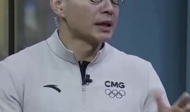 乐鱼电竞-有人叫你“女兆日月”？姚明调侃：那樊振东怎么拆？他不是小胖吗