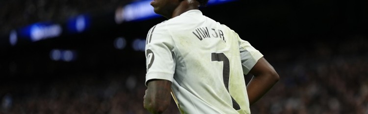 法尔克：拜仁想签维尼修斯是谣言，可能是球员经纪人在造势