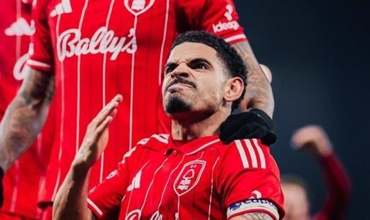 电竞娱乐-吉布斯-怀特：曼城肯定更多地控球，而我们保持耐心把握机会